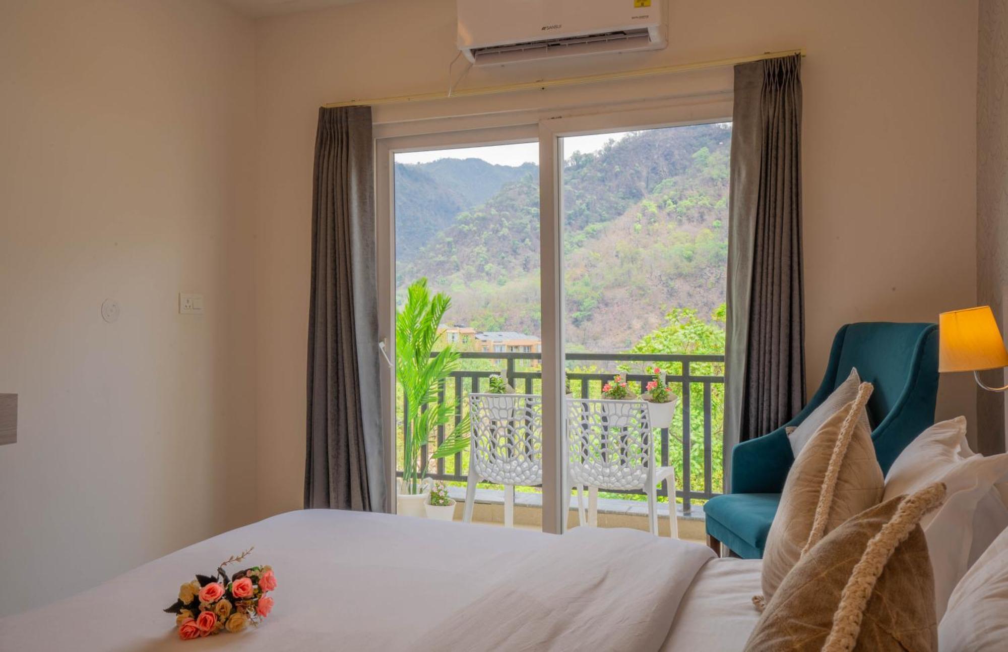 Perfectstayz Alpine Near Laxman Jhula Rishikesh Bagian luar foto