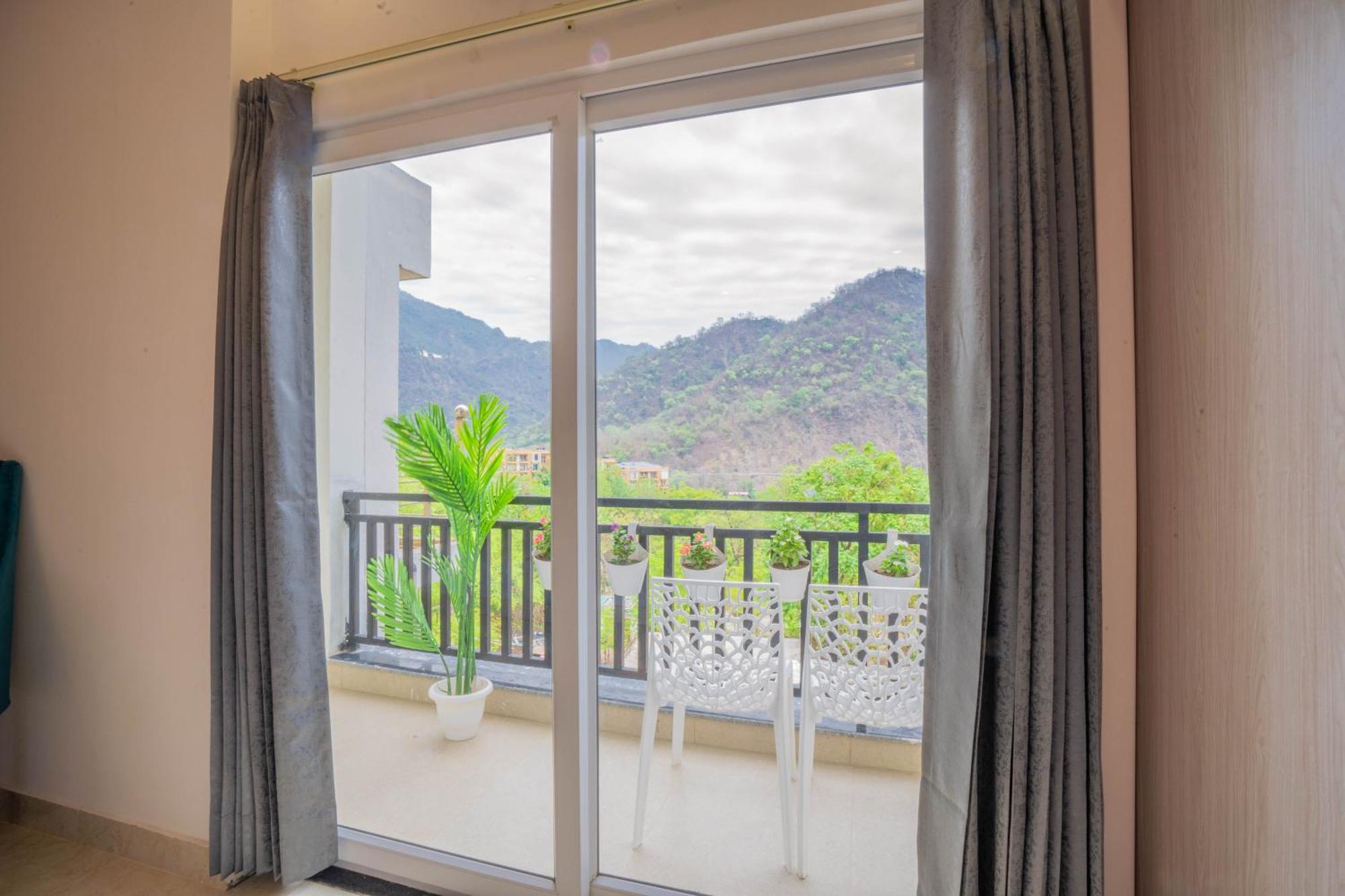 Perfectstayz Alpine Near Laxman Jhula Rishikesh Bagian luar foto